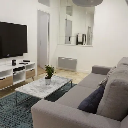 Rue Turgot Apartment *